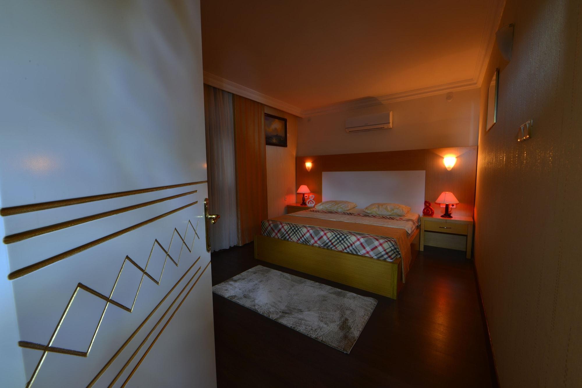 Sevcan Hotel Istanboel